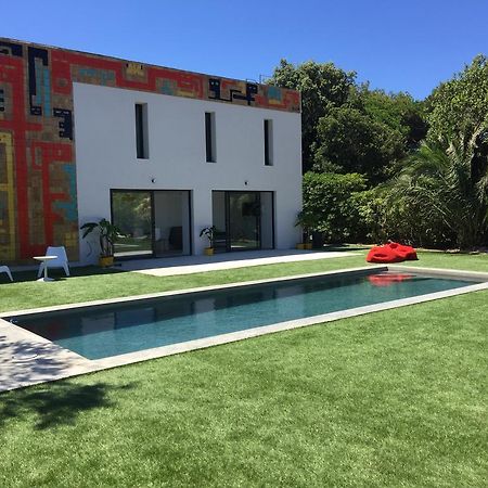 Le Cube Hotel Design A Hyeres Plage Avec Piscine Et Cuisine Luaran gambar
