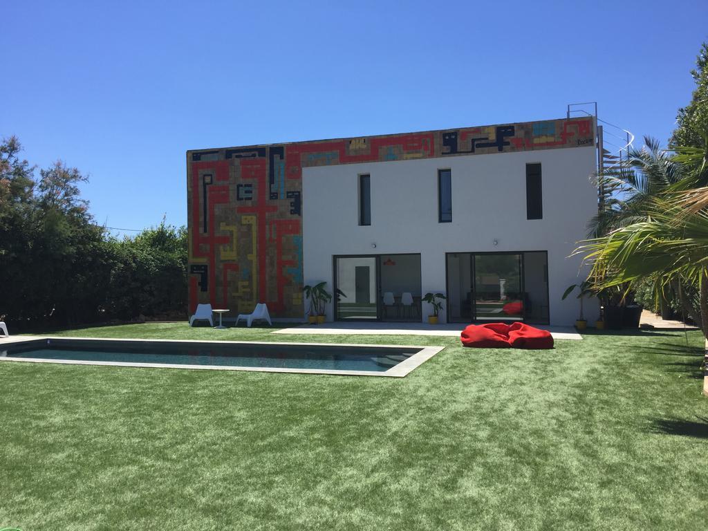 Le Cube Hotel Design A Hyeres Plage Avec Piscine Et Cuisine Luaran gambar