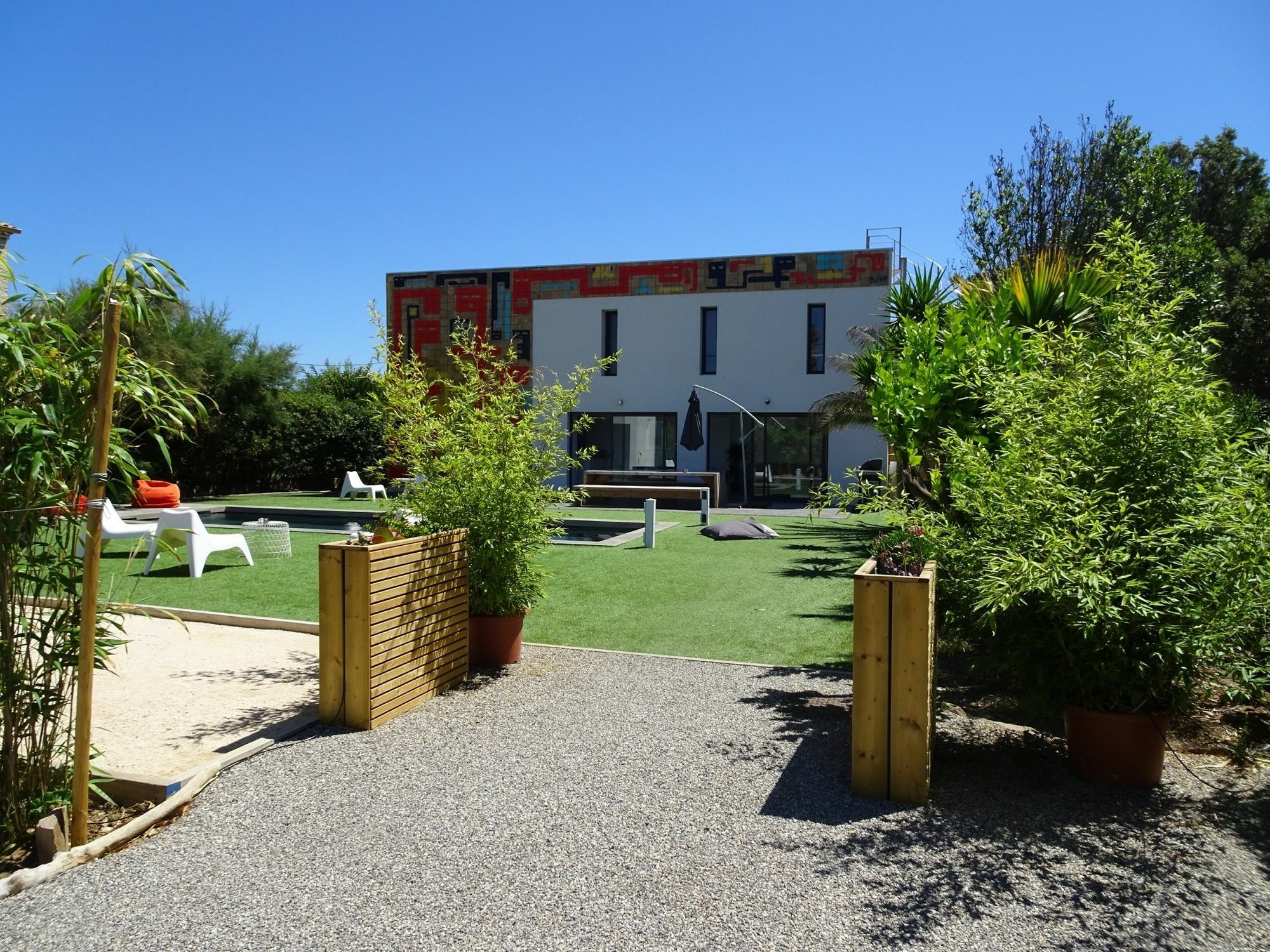 Le Cube Hotel Design A Hyeres Plage Avec Piscine Et Cuisine Luaran gambar